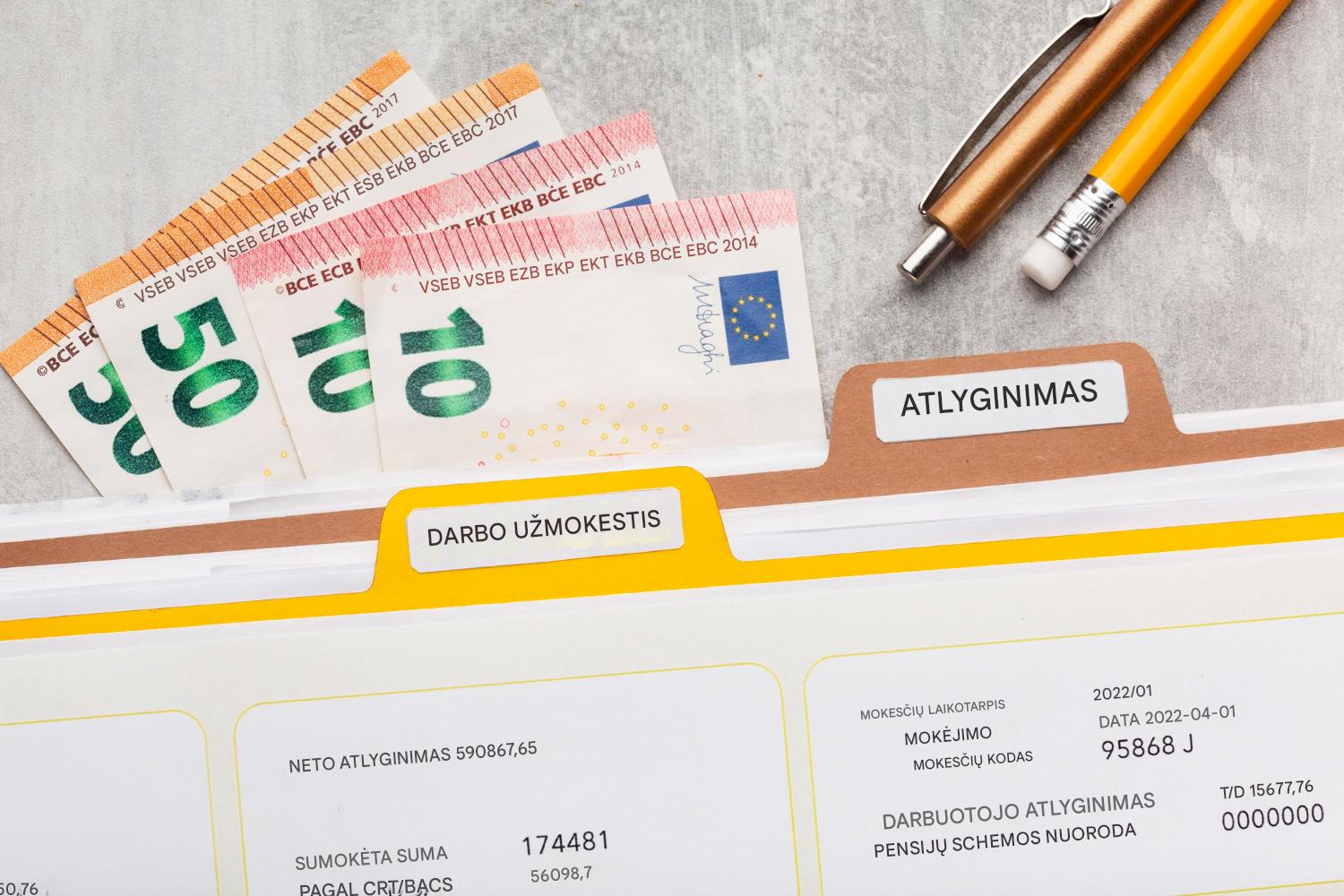 darbo uzmokestis atlyginimas darbo uzmokescio rusys lietuvoje