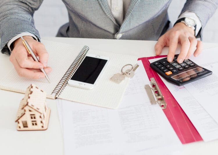 Kultūrų nekilnojamojo turto skaičiuotojas ir rašymas